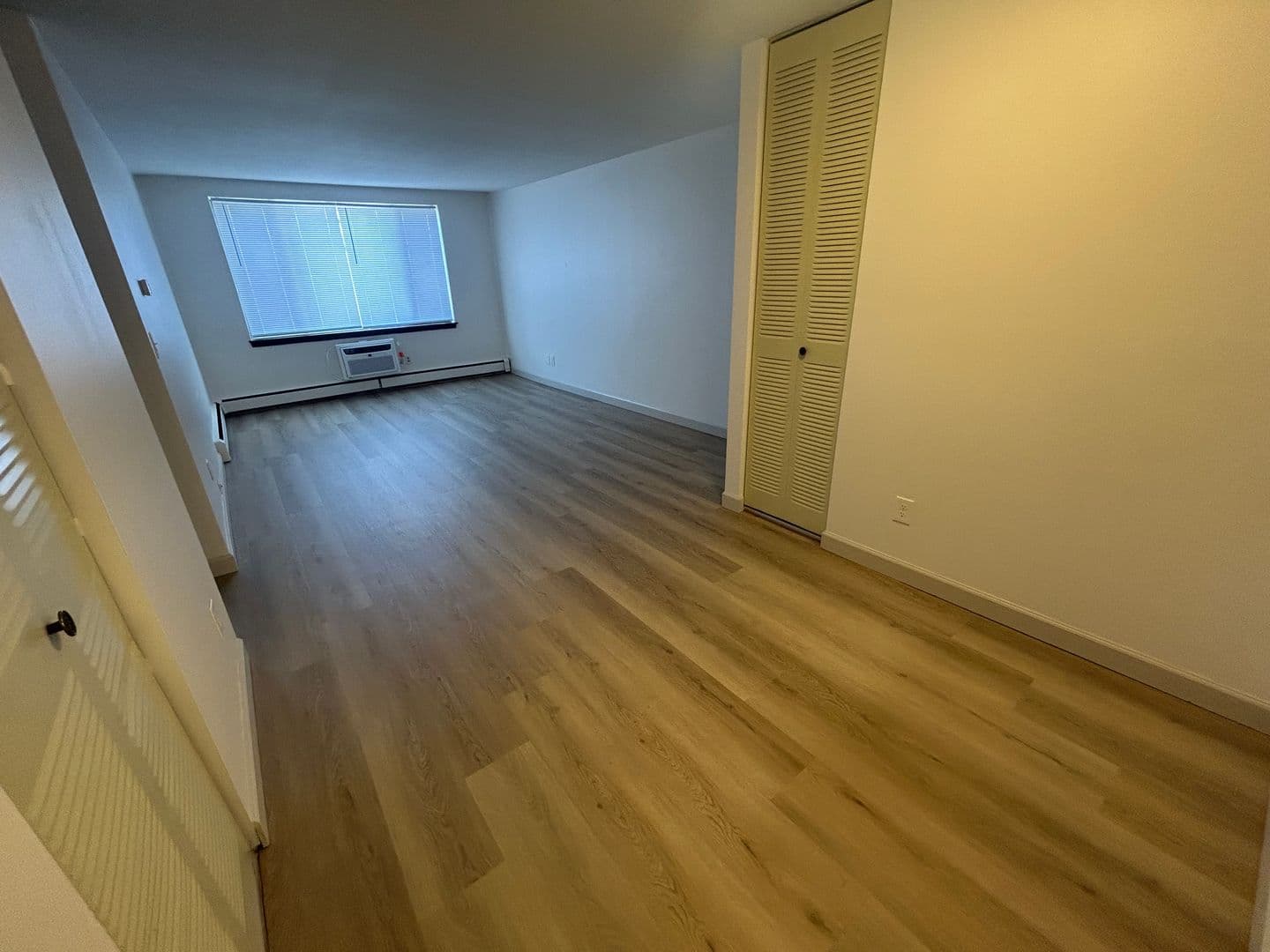 Milwaukee Apartment: 2636 S Logan Ave