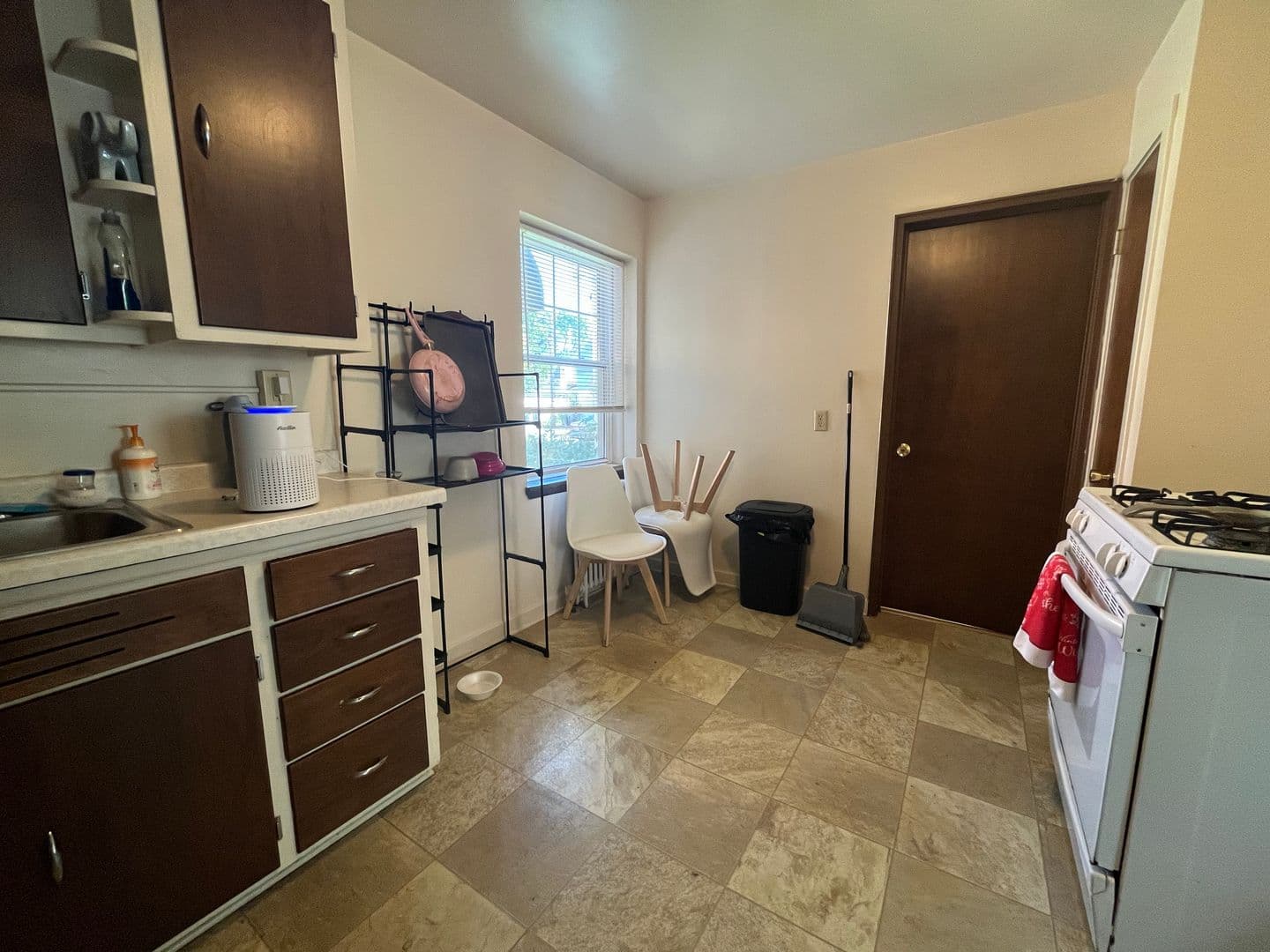 West Allis Apartment: 7726 W Becher St.