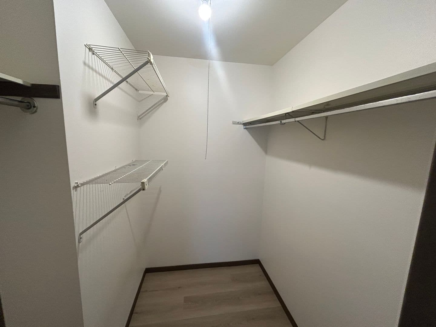 West Allis Apartment: 11322 W National Ave