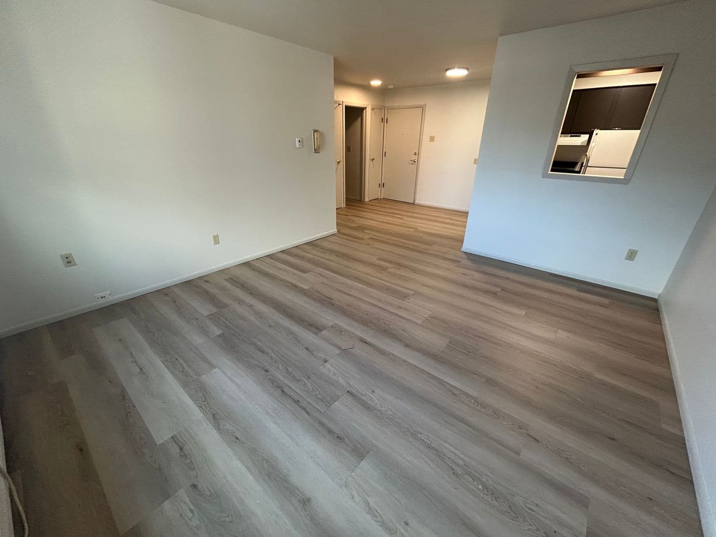 West Milwaukee Apartment: 5501 W National Ave