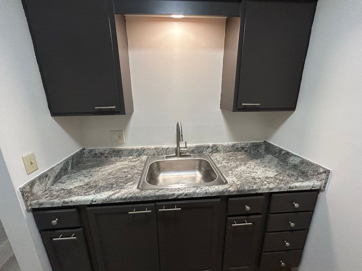 West Milwaukee Apartment: 5501 W National Ave