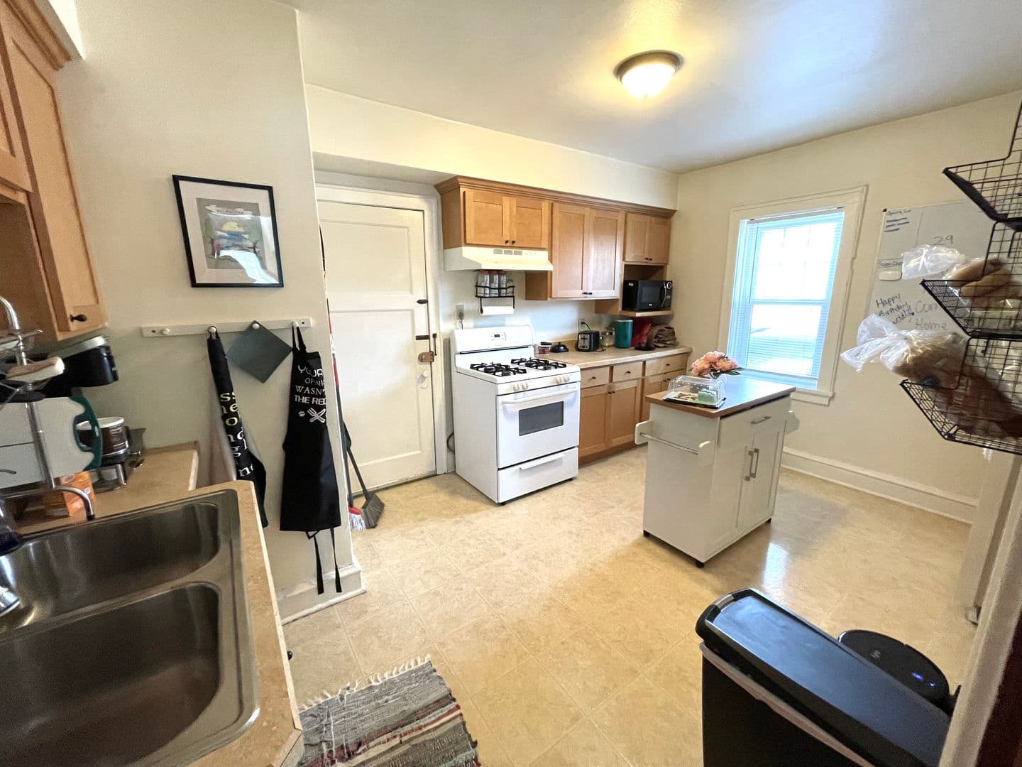 Shorewood Apartment: 1804 E Elmdale Ct