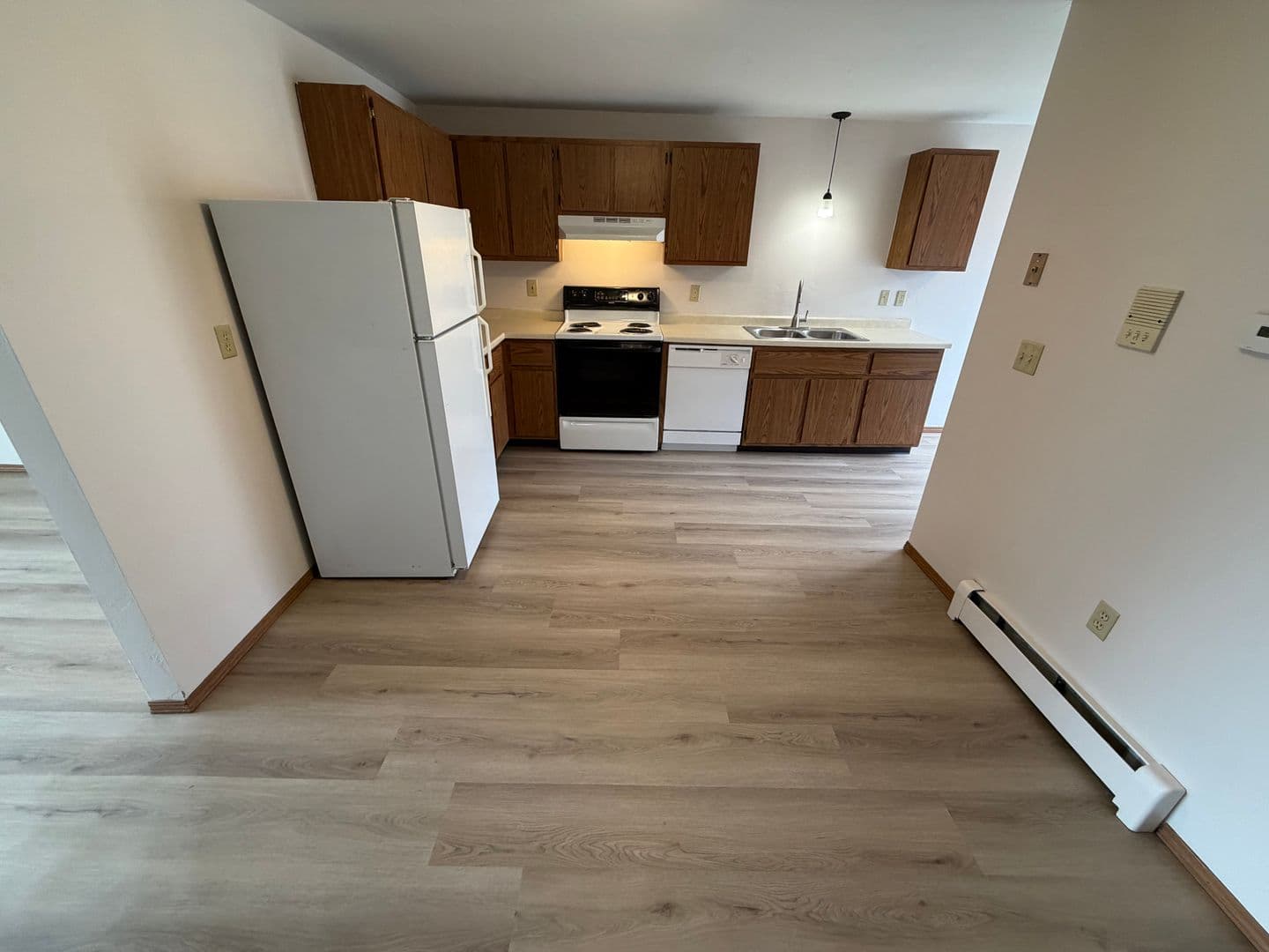 Green Bay Apartment: 2711 Humboldt Rd