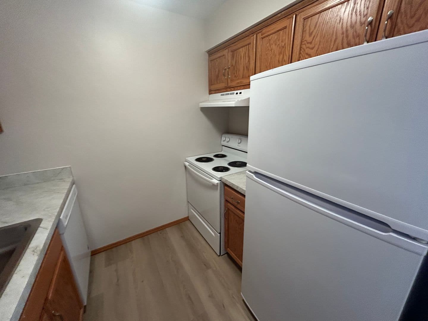 Menasha Apartment: 992 Third Street