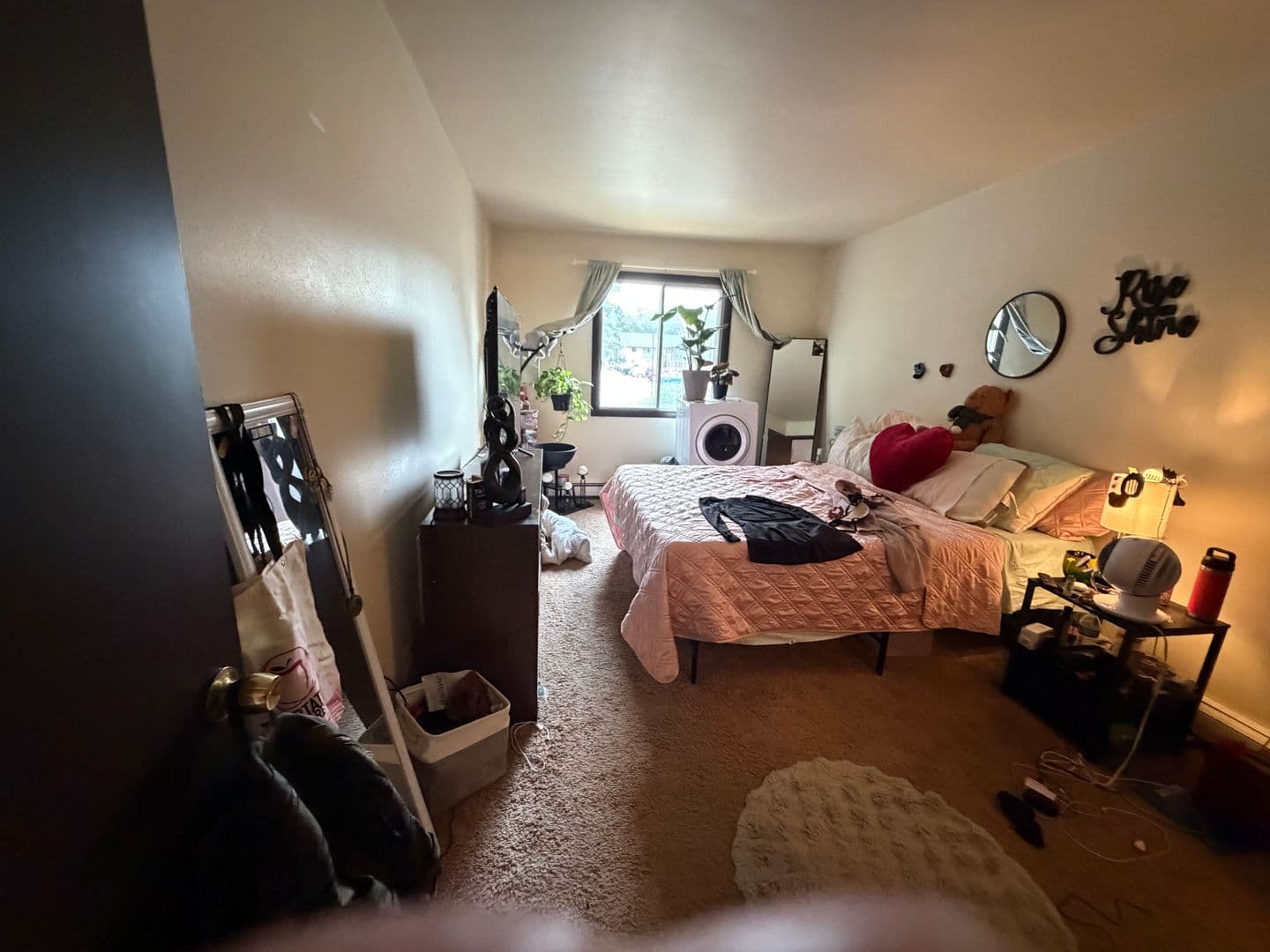 Green Bay Apartment: 1668 Shawano Ave