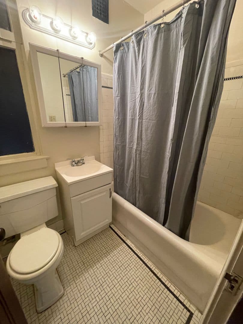 Shorewood Apartment: 1420 E Capitol Drive