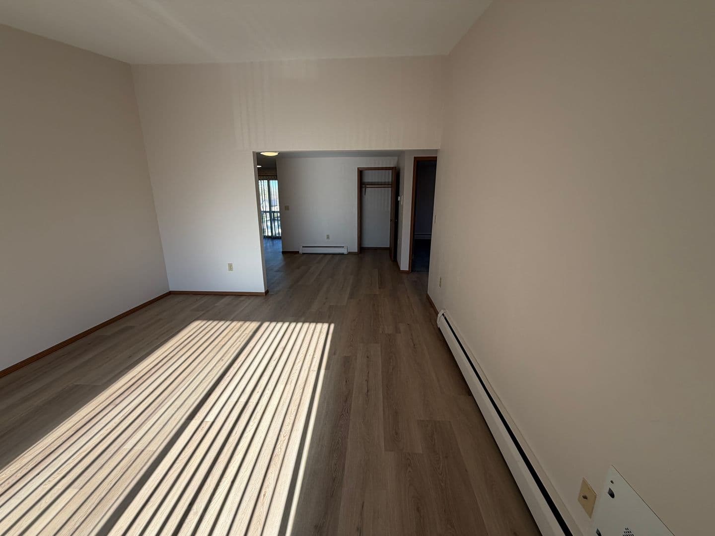 Green Bay Apartment: 2685 Humboldt Rd