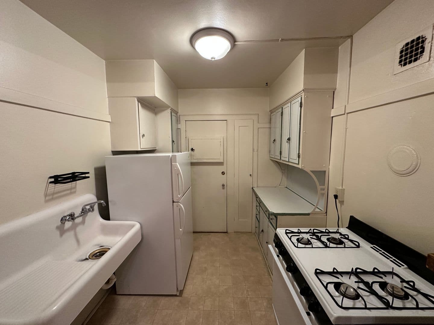 Shorewood Apartment: 1428 E Capitol Drive