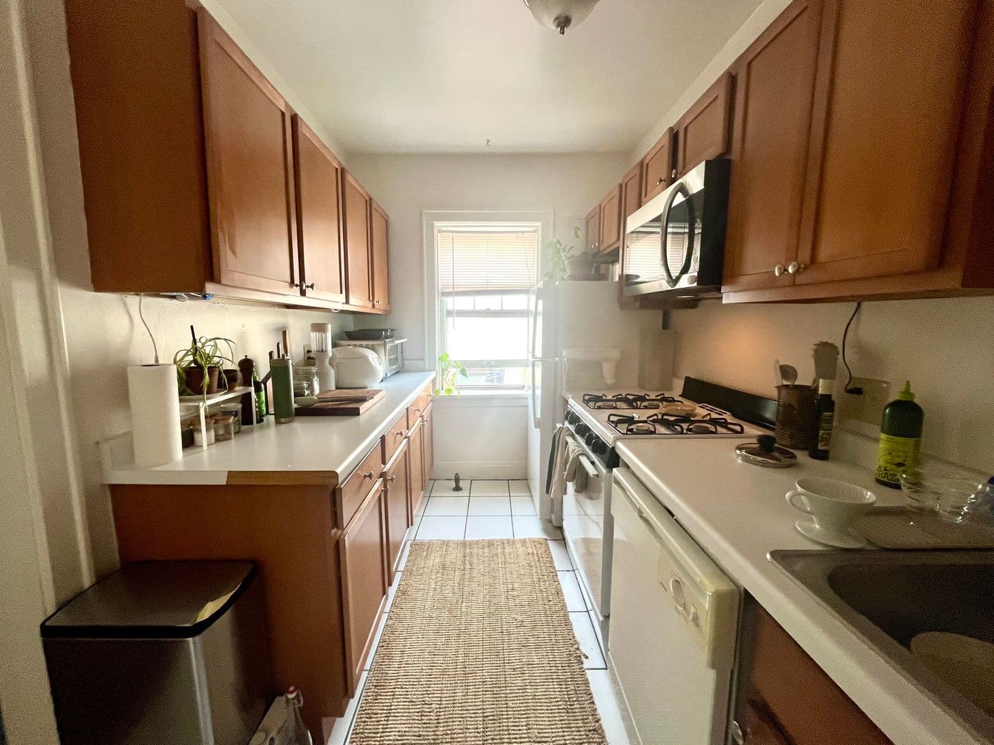 Shorewood Apartment: 1800 E Kenmore Pl.