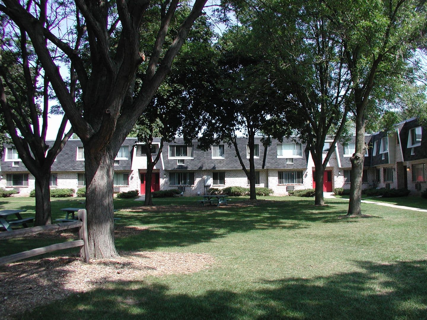 Green Bay Apartment: 1688 Shawano Ave