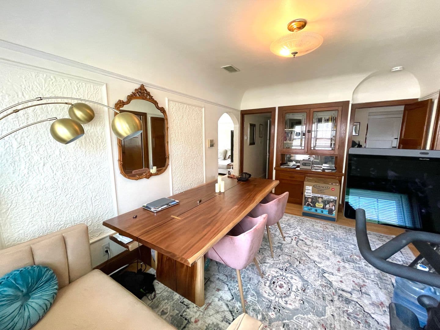 Shorewood Apartment: 1804 E Elmdale Ct