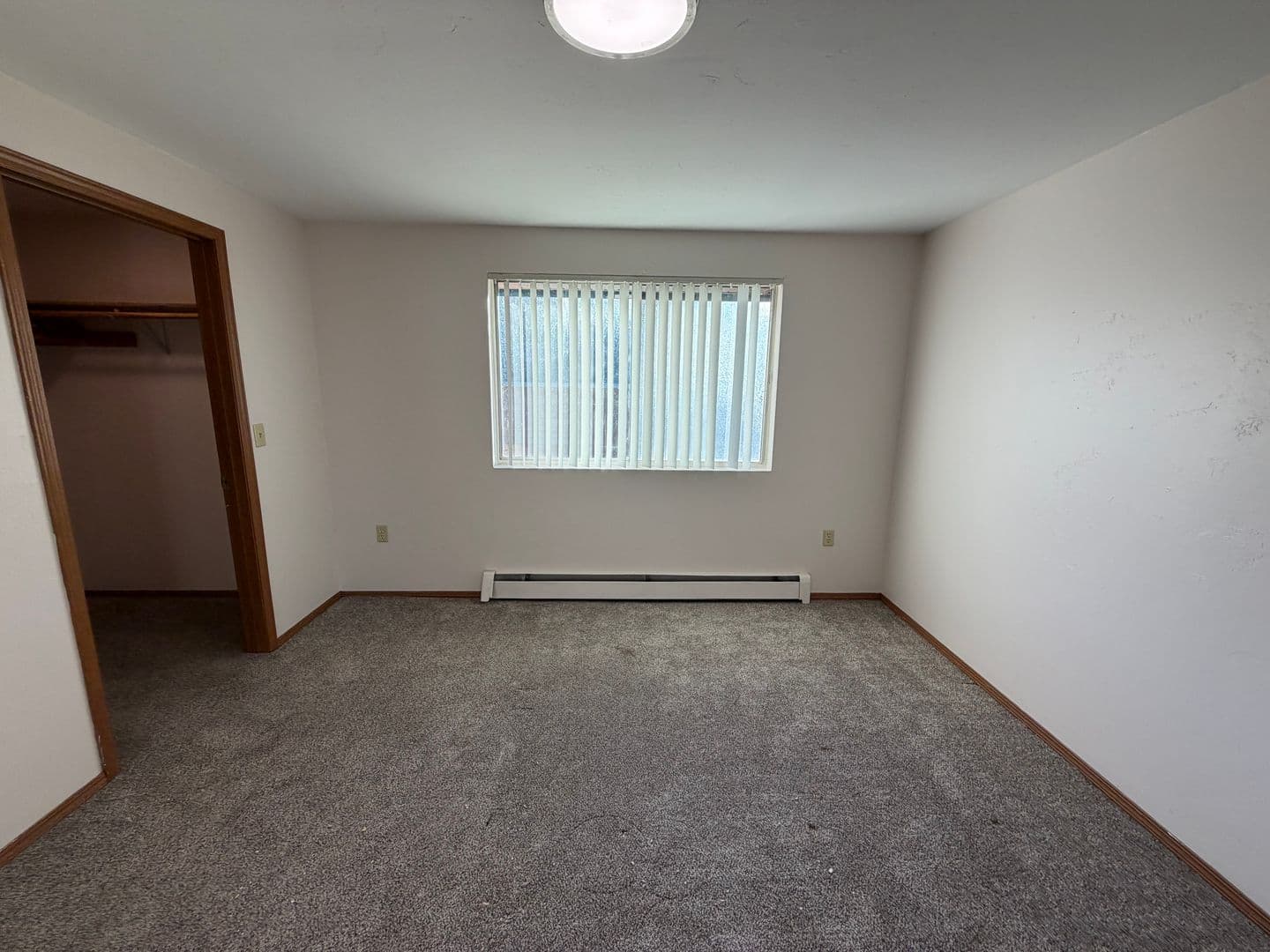 Green Bay Apartment: 2709 Humboldt Rd
