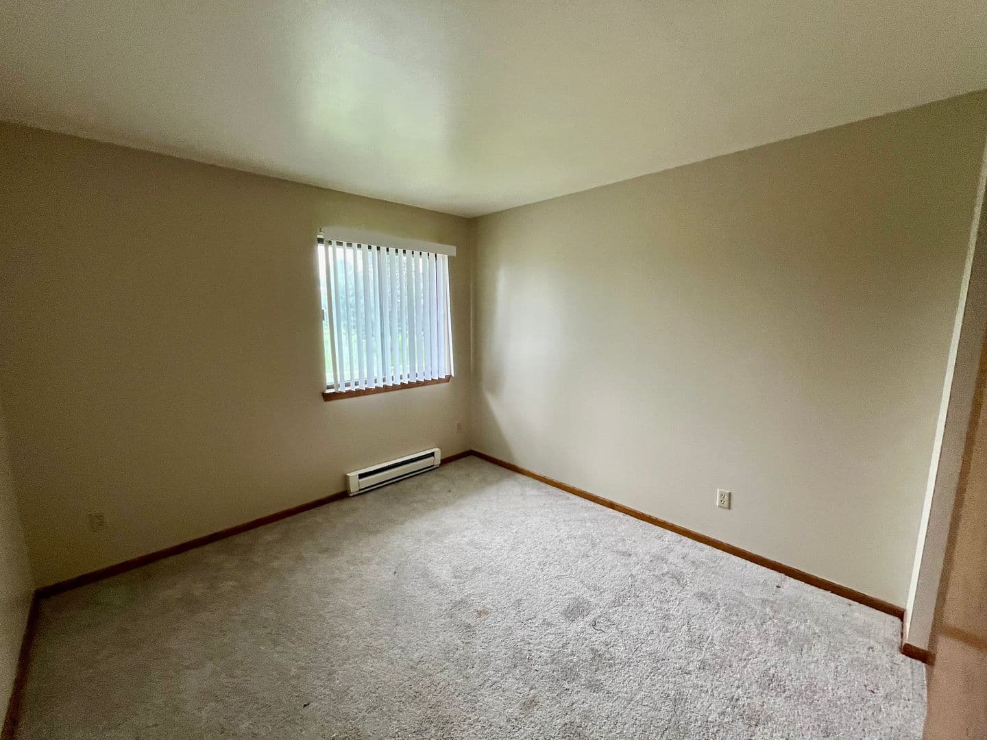 Germantown Apartment: N114W15846 Sylvan Circle