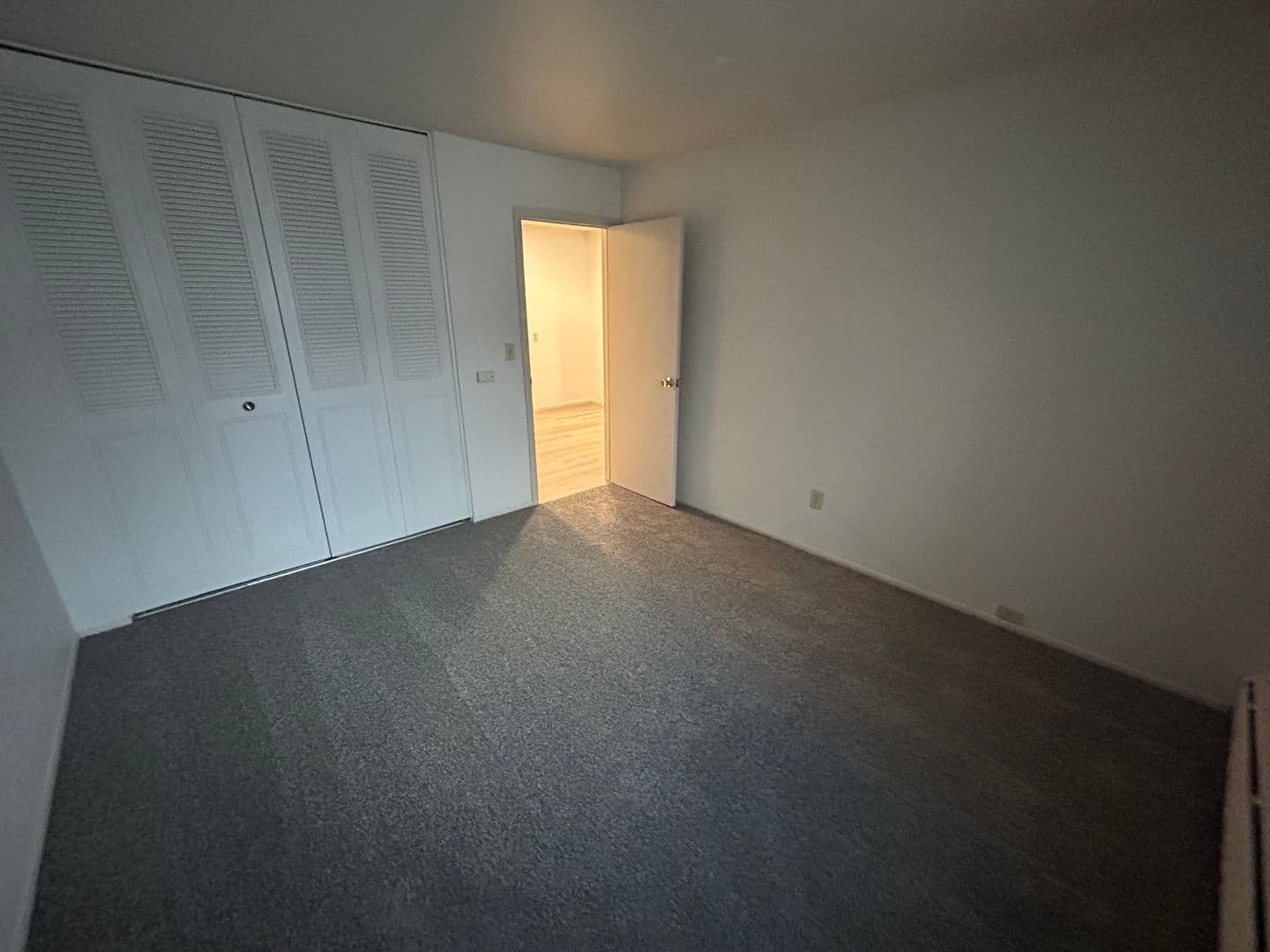 West Milwaukee Apartment: 5501 W National Ave