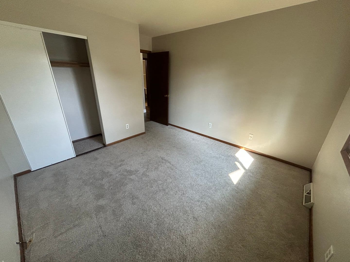 Germantown Apartment: N114W15556 Sylvan Circle