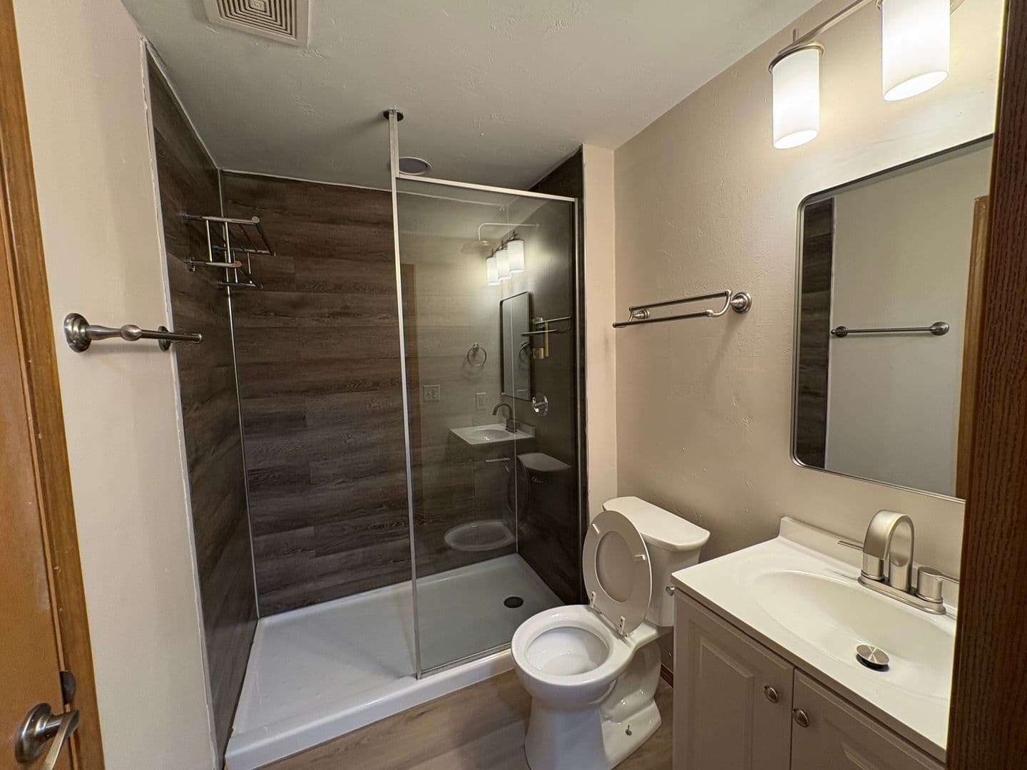 Green Bay Apartment: 2685 Humboldt Rd
