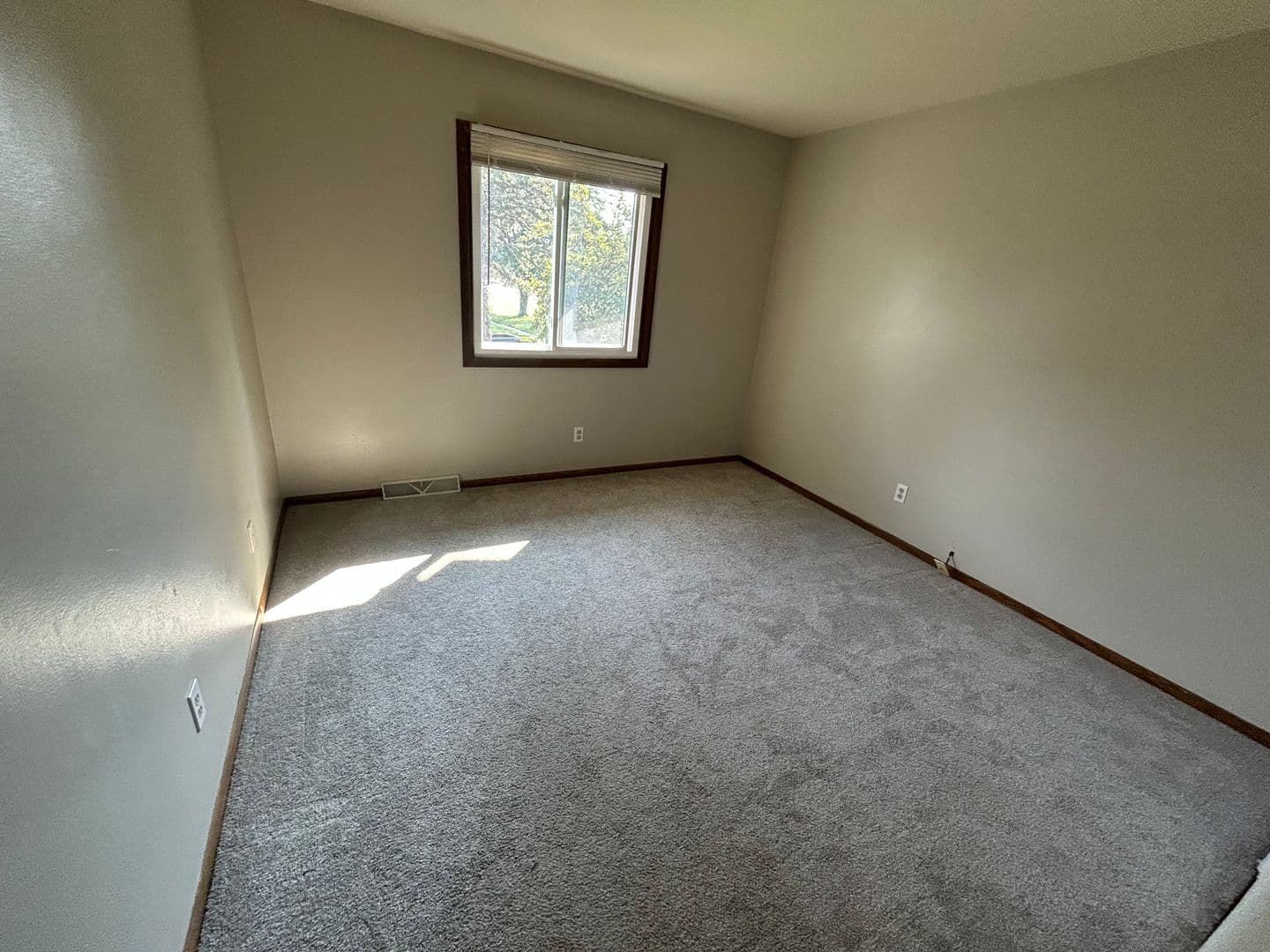 Germantown Apartment: N114W15556 Sylvan Circle