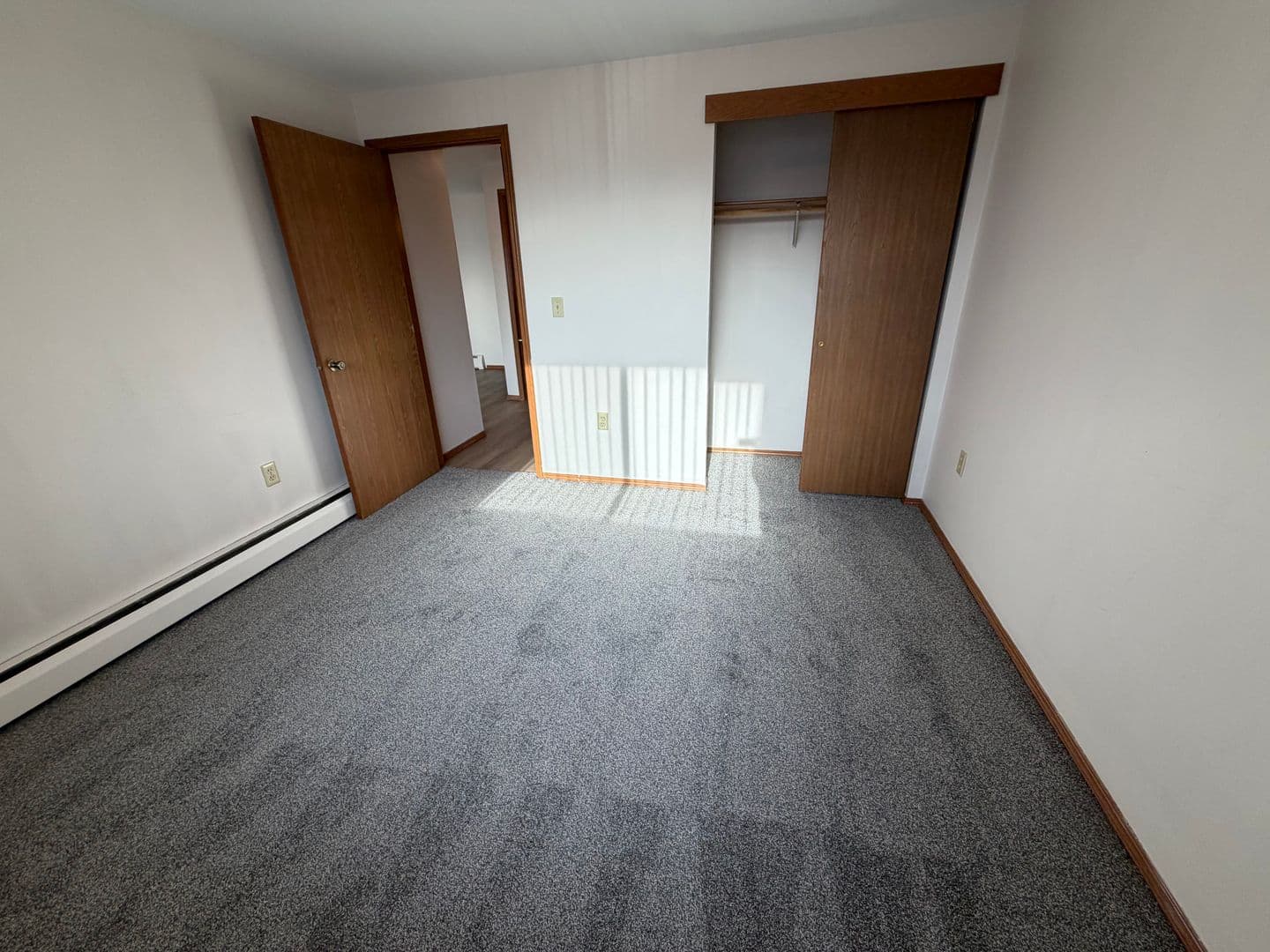 Green Bay Apartment: 2721 Humboldt Rd
