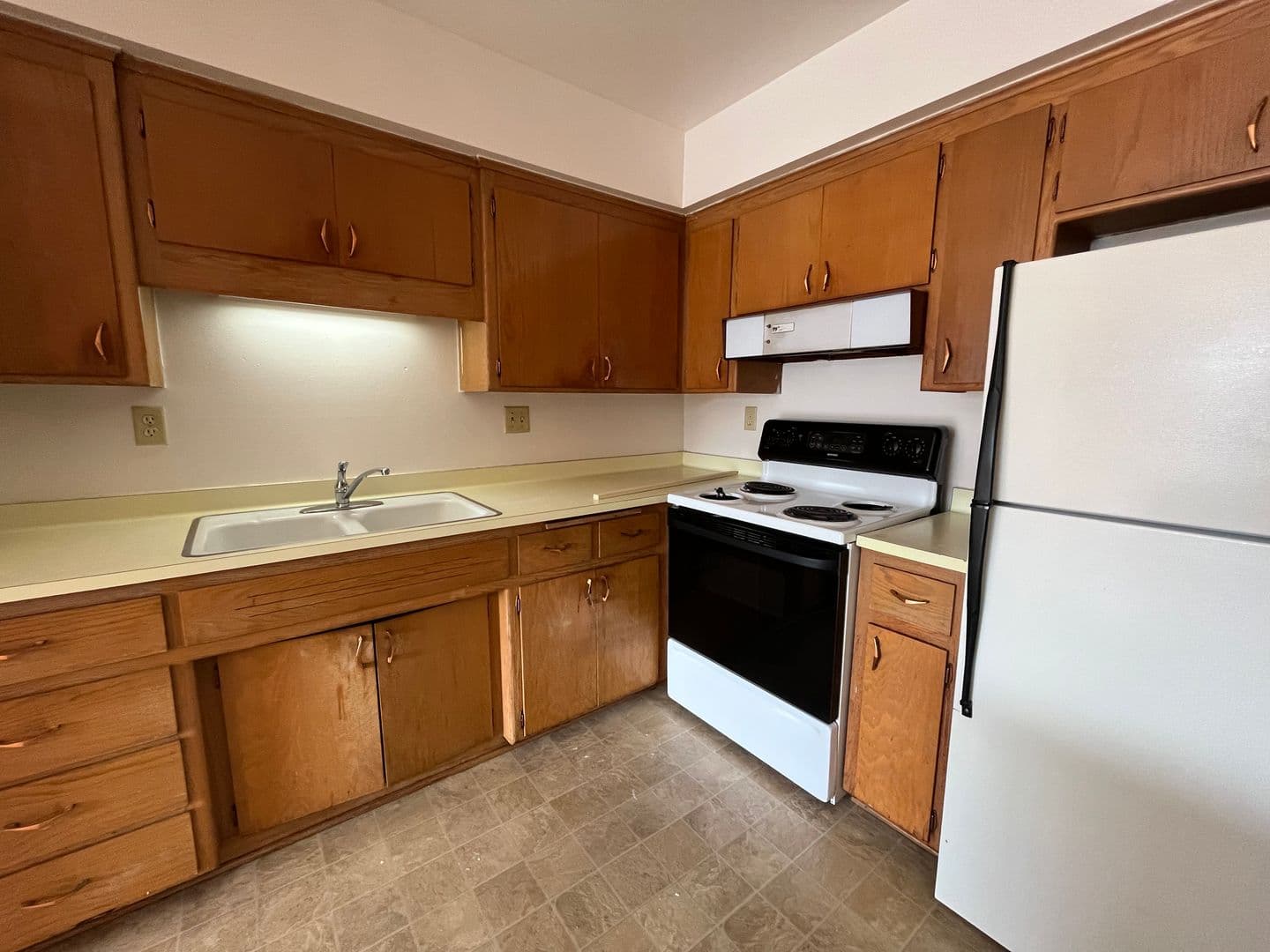 West Allis Apartment: 10253 W Cleveland Ave