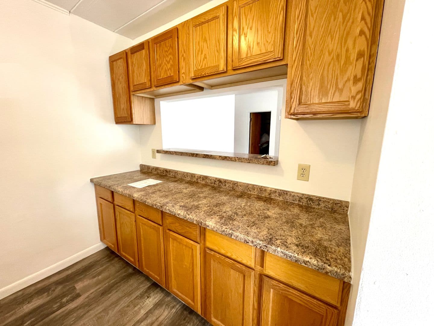 Milwaukee Apartment: 930 N Marshall St.