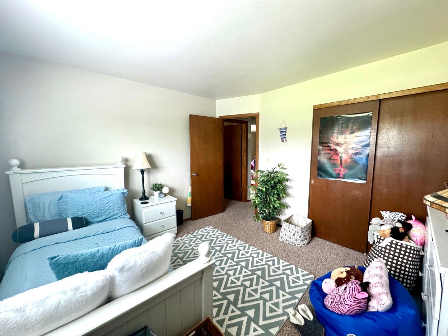 Germantown Apartment: W155N11352 Sylvan Circle