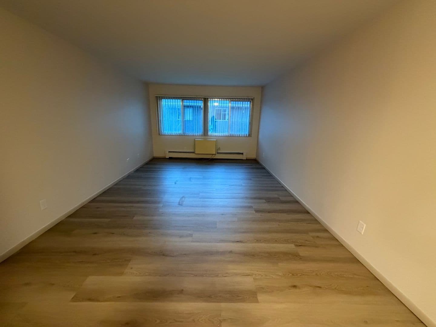 Green Bay Apartment: 1694 Shawano Ave