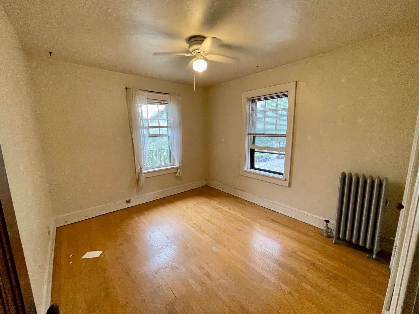 Milwaukee Apartment: 1805 E Park Pl.