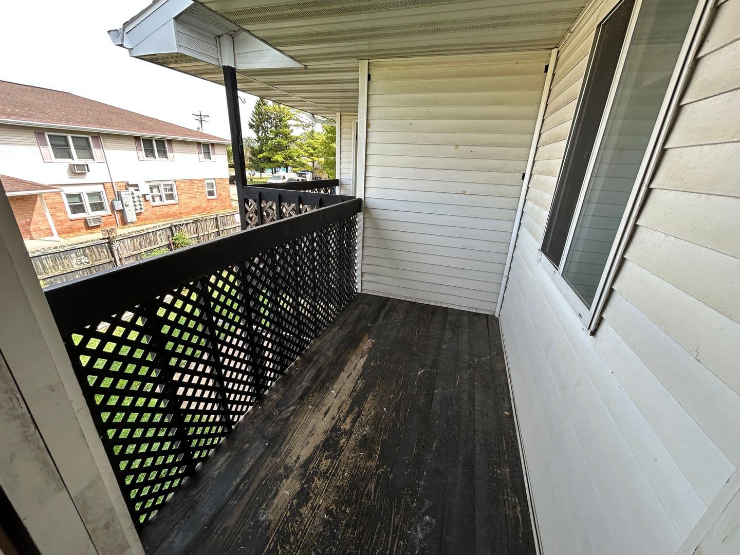 Appleton Apartment: 25 Bluemound Ct