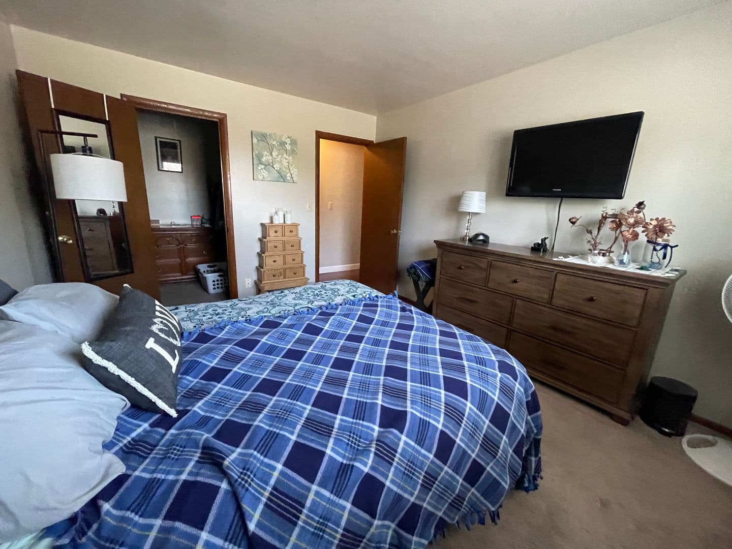 Germantown Apartment: N114W15556 Sylvan Circle