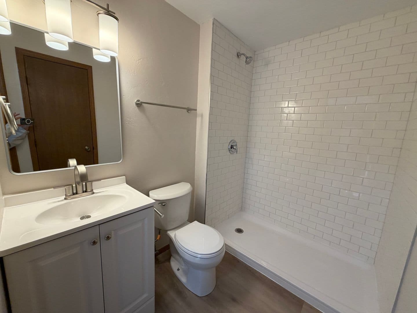 Green Bay Apartment: 2717 Humboldt Rd
