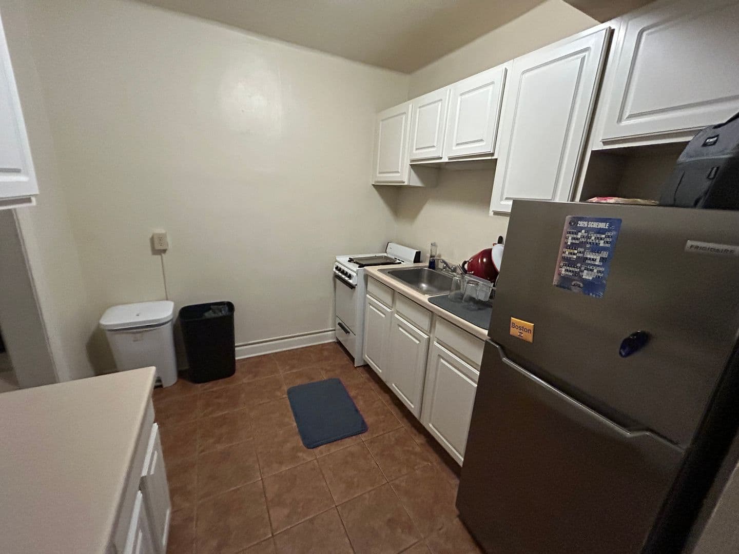 Milwaukee Apartment: 903 E Kilbourn Ave