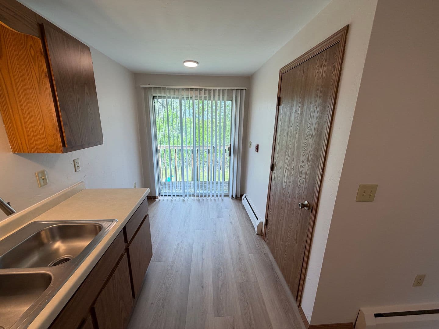 Green Bay Apartment: 2681 Humboldt Rd