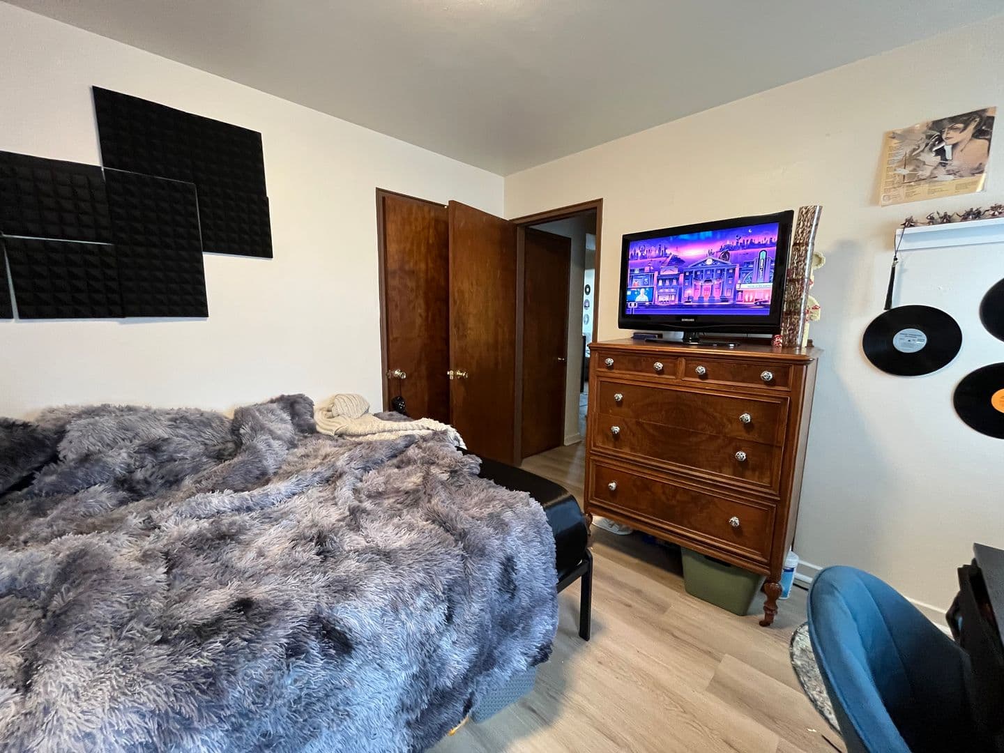 West Allis Apartment: 7726 W Becher St.