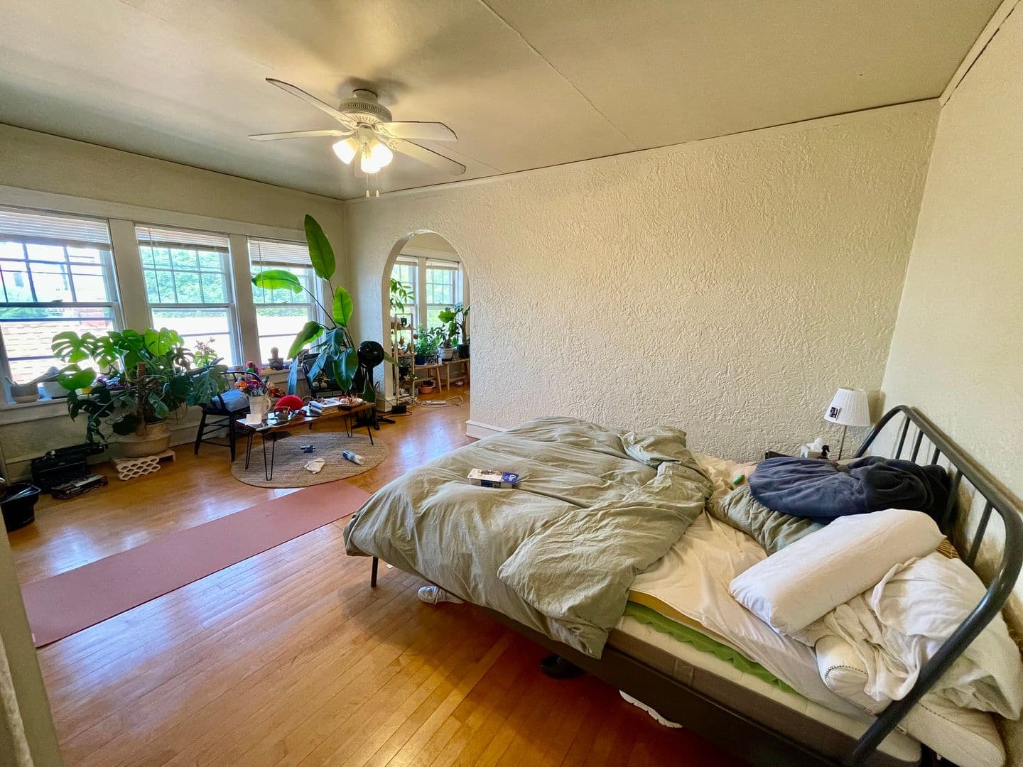 Milwaukee Apartment: 2027 N Prospect