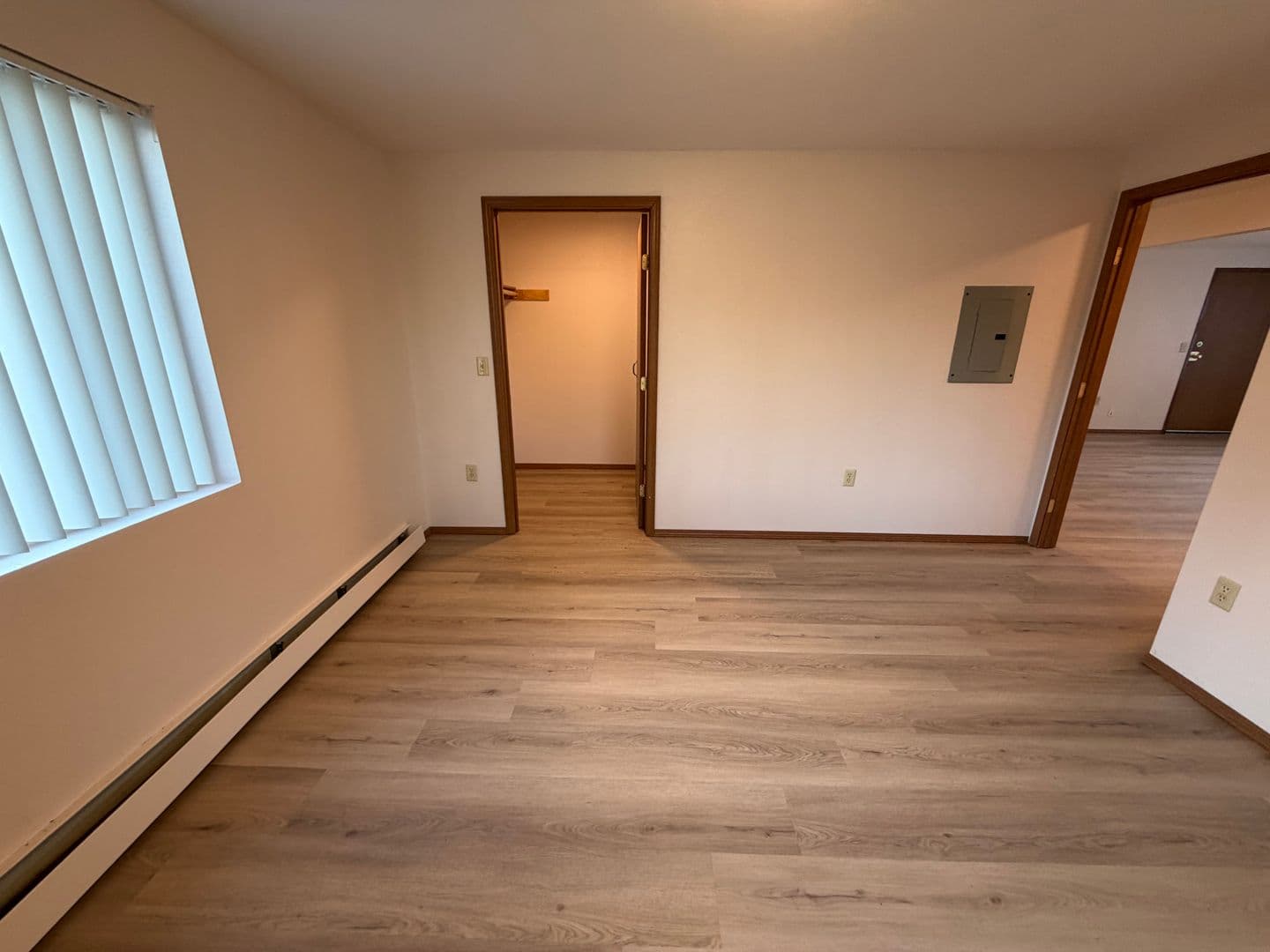 Green Bay Apartment: 2717 Humboldt Rd