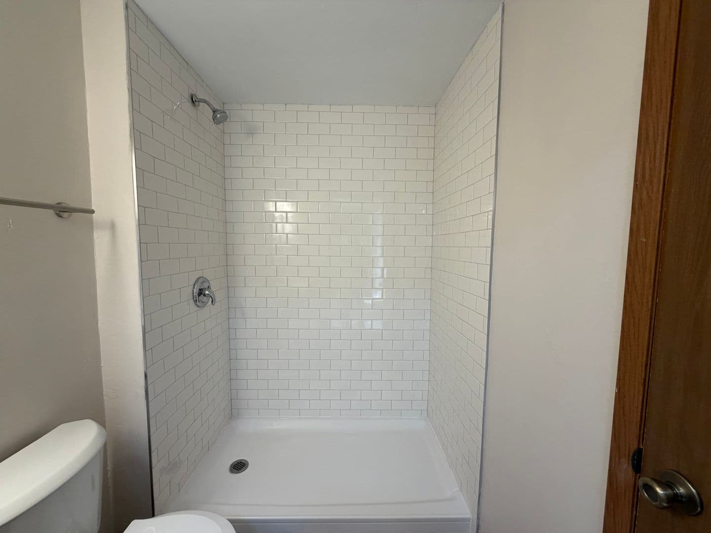 Green Bay Apartment: 2717 Humboldt Rd