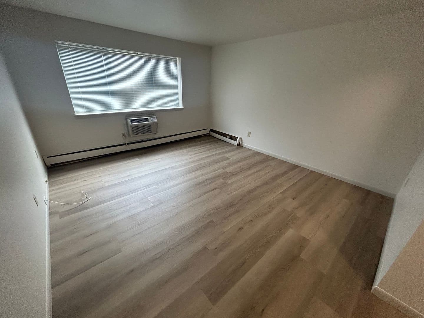 West Milwaukee Apartment: 5501 W National Ave