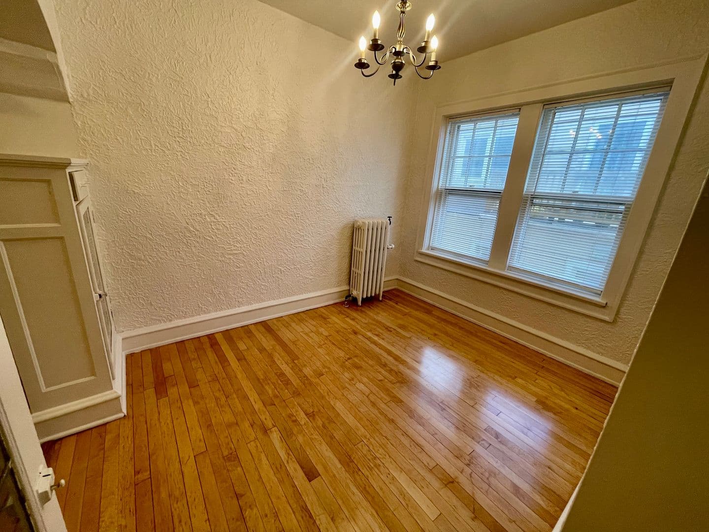 Milwaukee Apartment: 2027 N Prospect