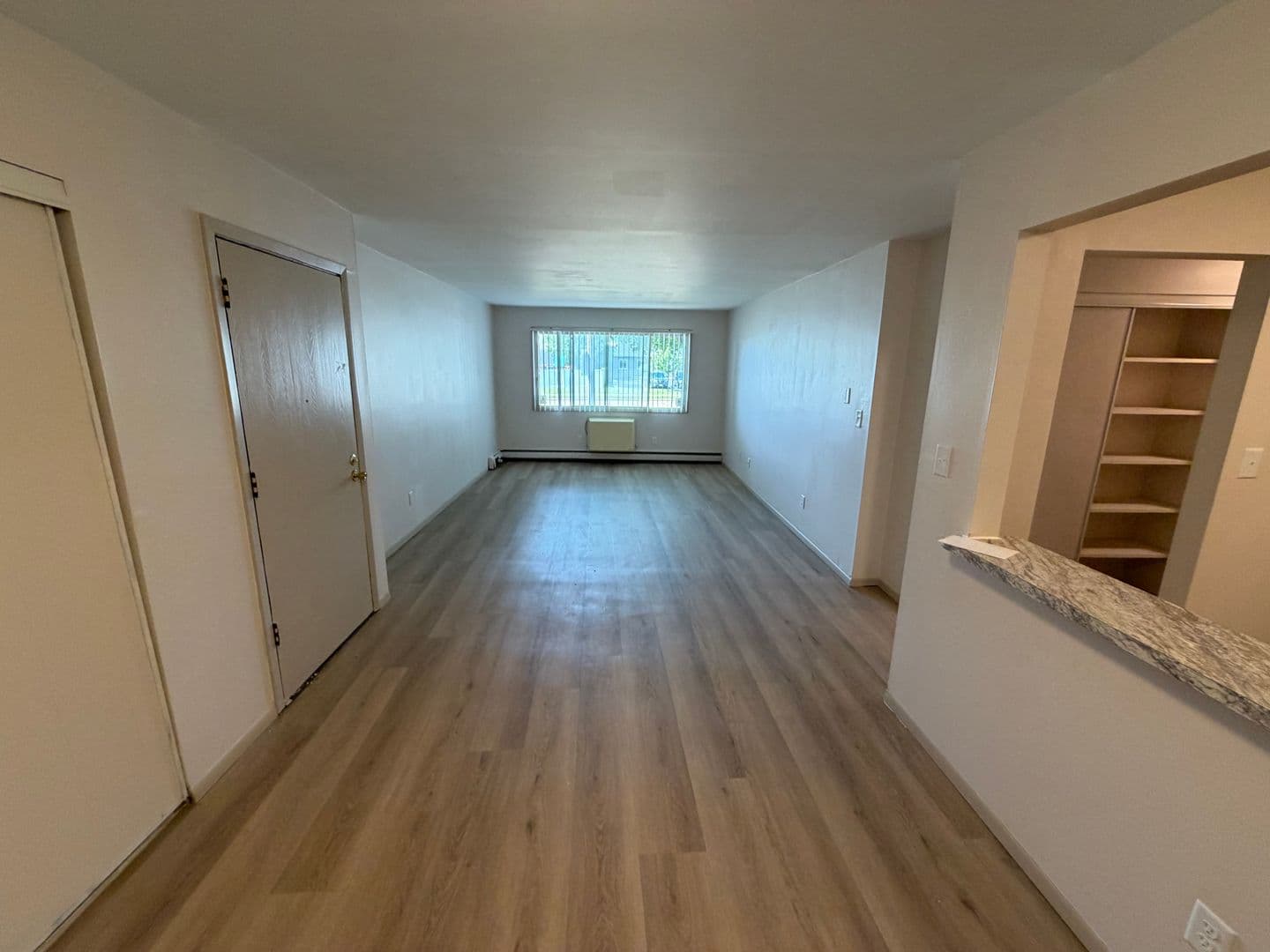 Green Bay Apartment: 1670 Shawano Ave