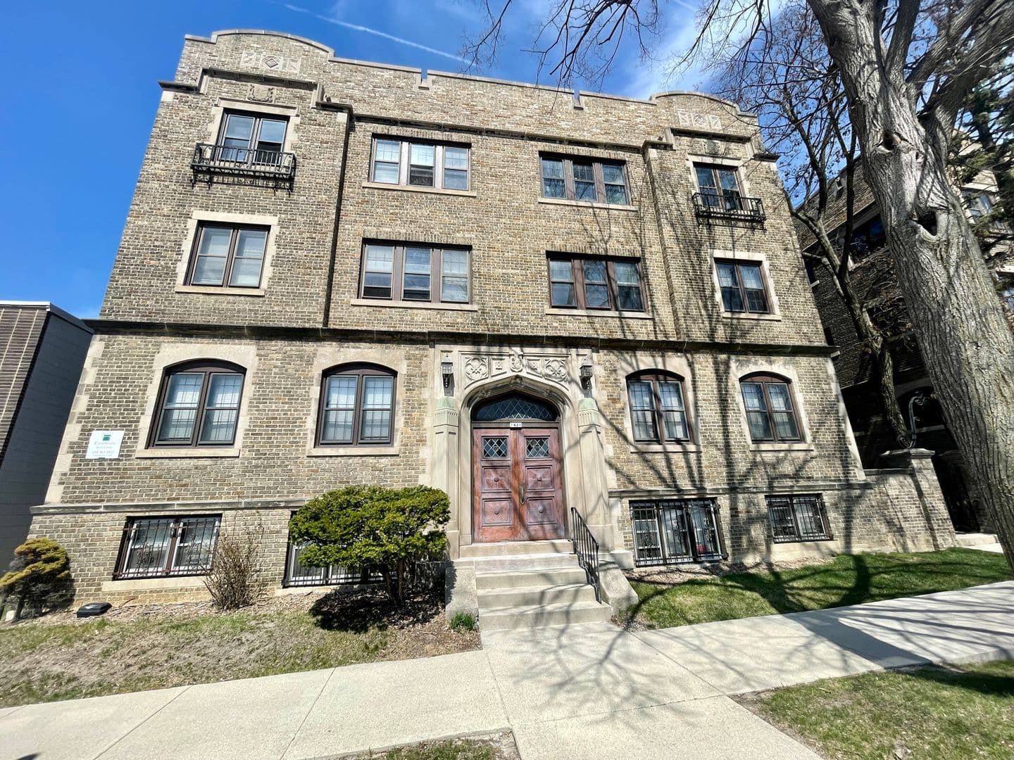 Shorewood Apartment: 1420 E Capitol Drive