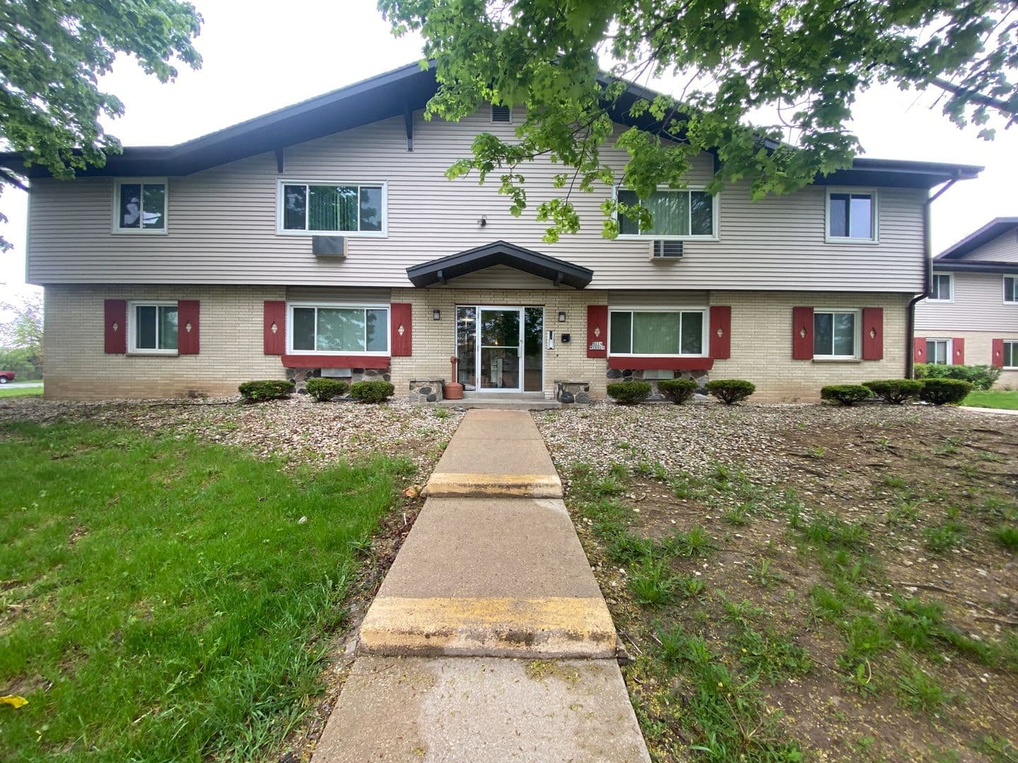 Germantown Apartment: N114W15518 Sylvan Circle