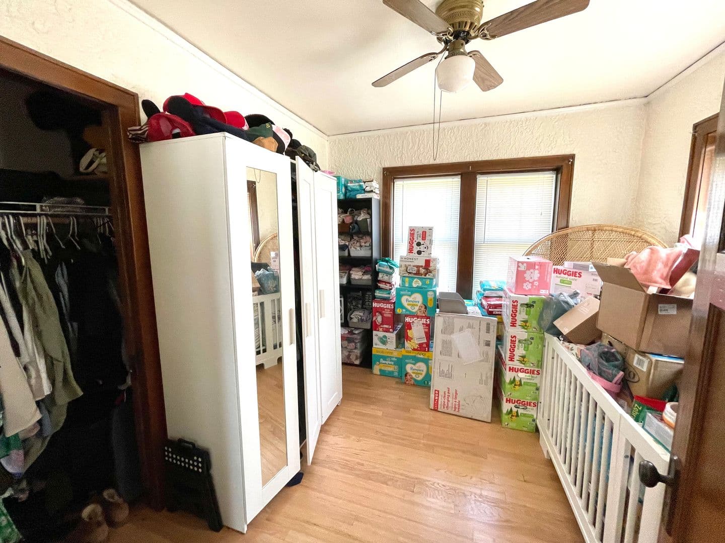 Shorewood Apartment: 1804 E Elmdale Ct