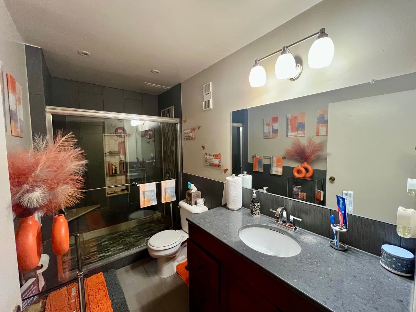 Germantown Apartment: N111 W15860-15864 Vienna Court
