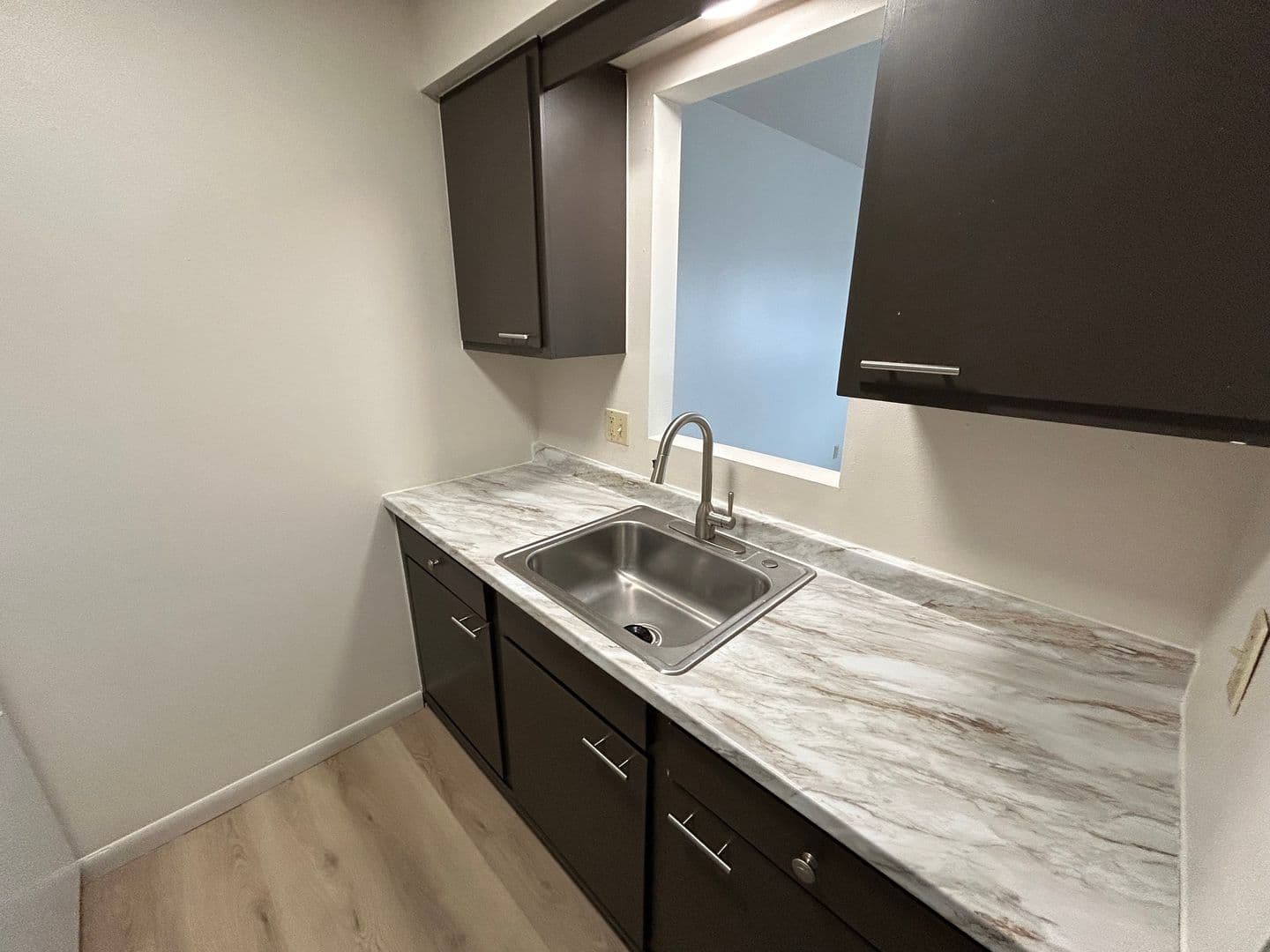 West Milwaukee Apartment: 5501 W National Ave