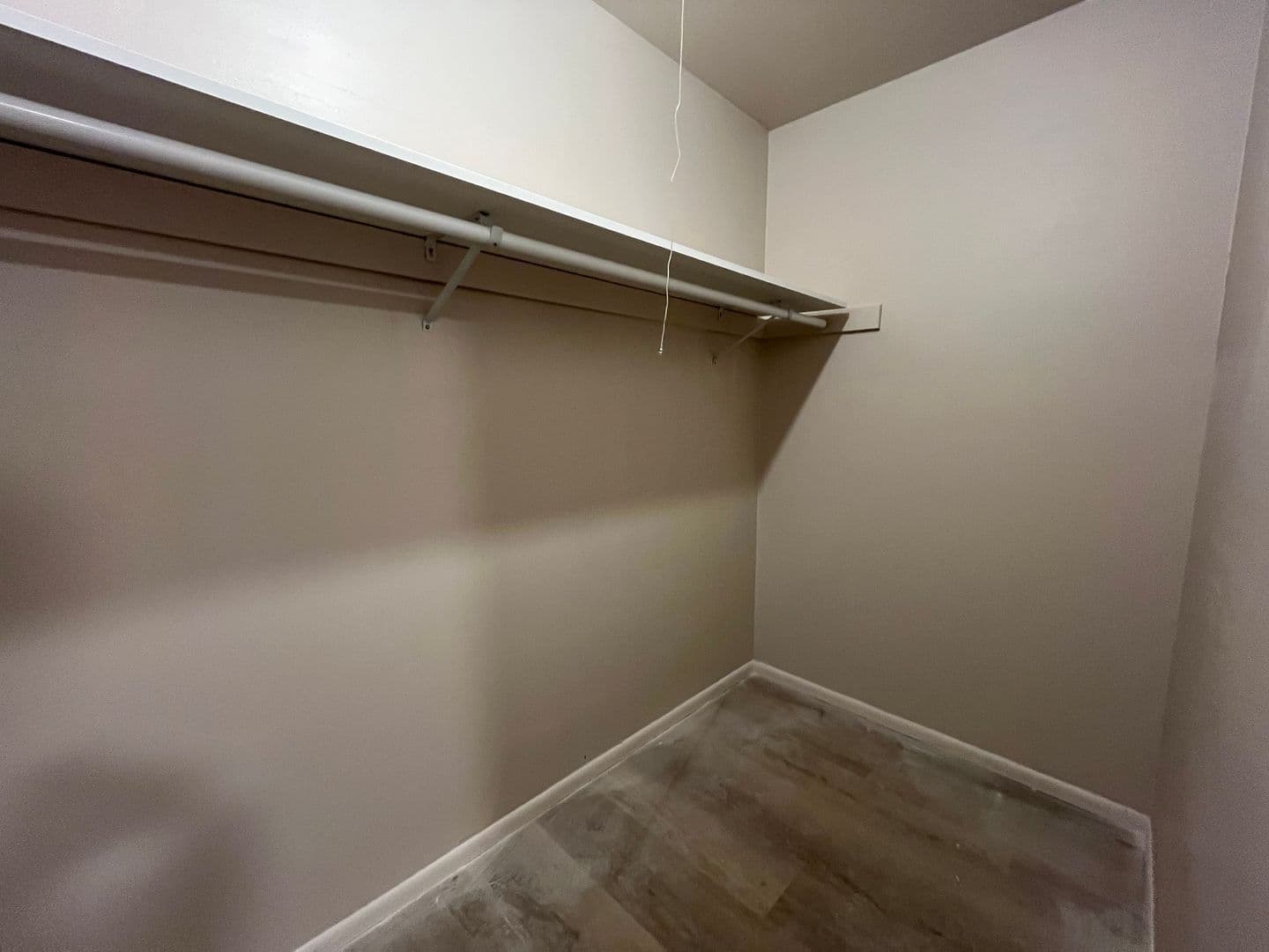 Milwaukee Apartment: 4246 S 60th St