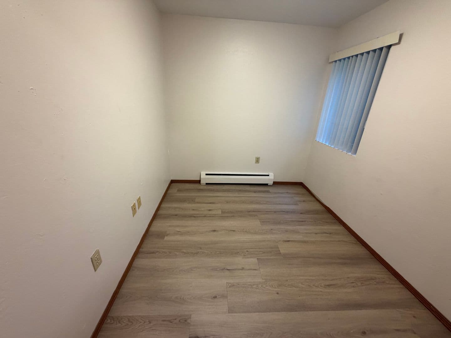 Green Bay Apartment: 2721 Humboldt Rd