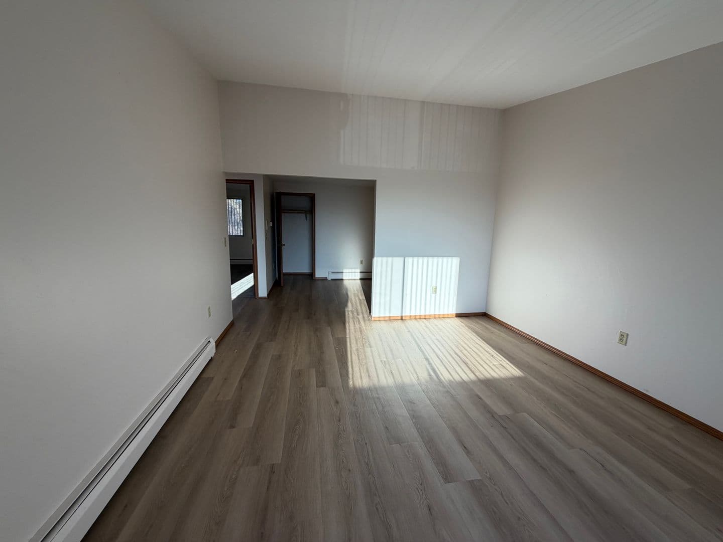 Green Bay Apartment: 2721 Humboldt Rd