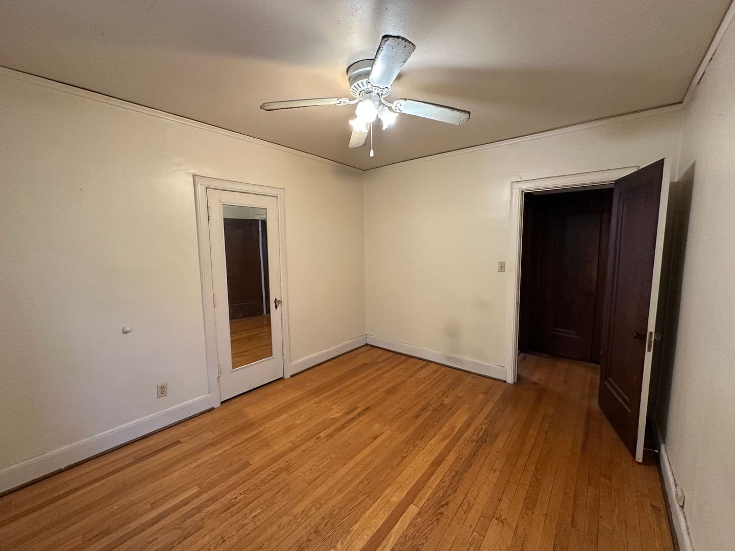 Shorewood Apartment: 1420 E Capitol Drive