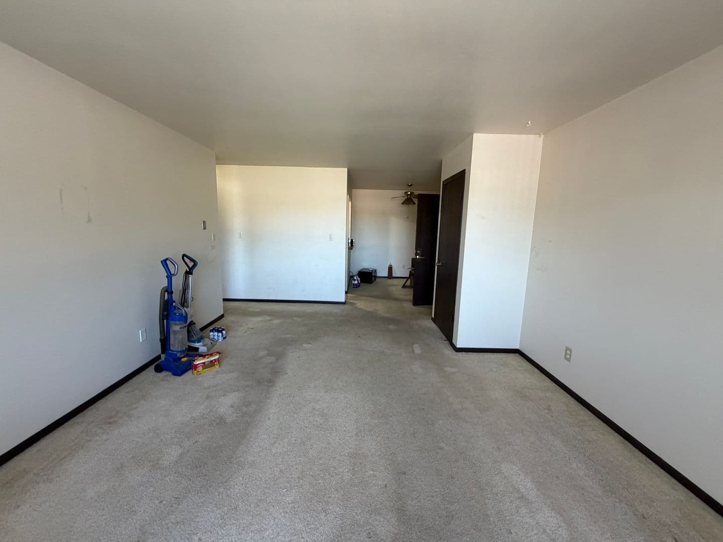 Green Bay Apartment: 1674 Shawano Ave