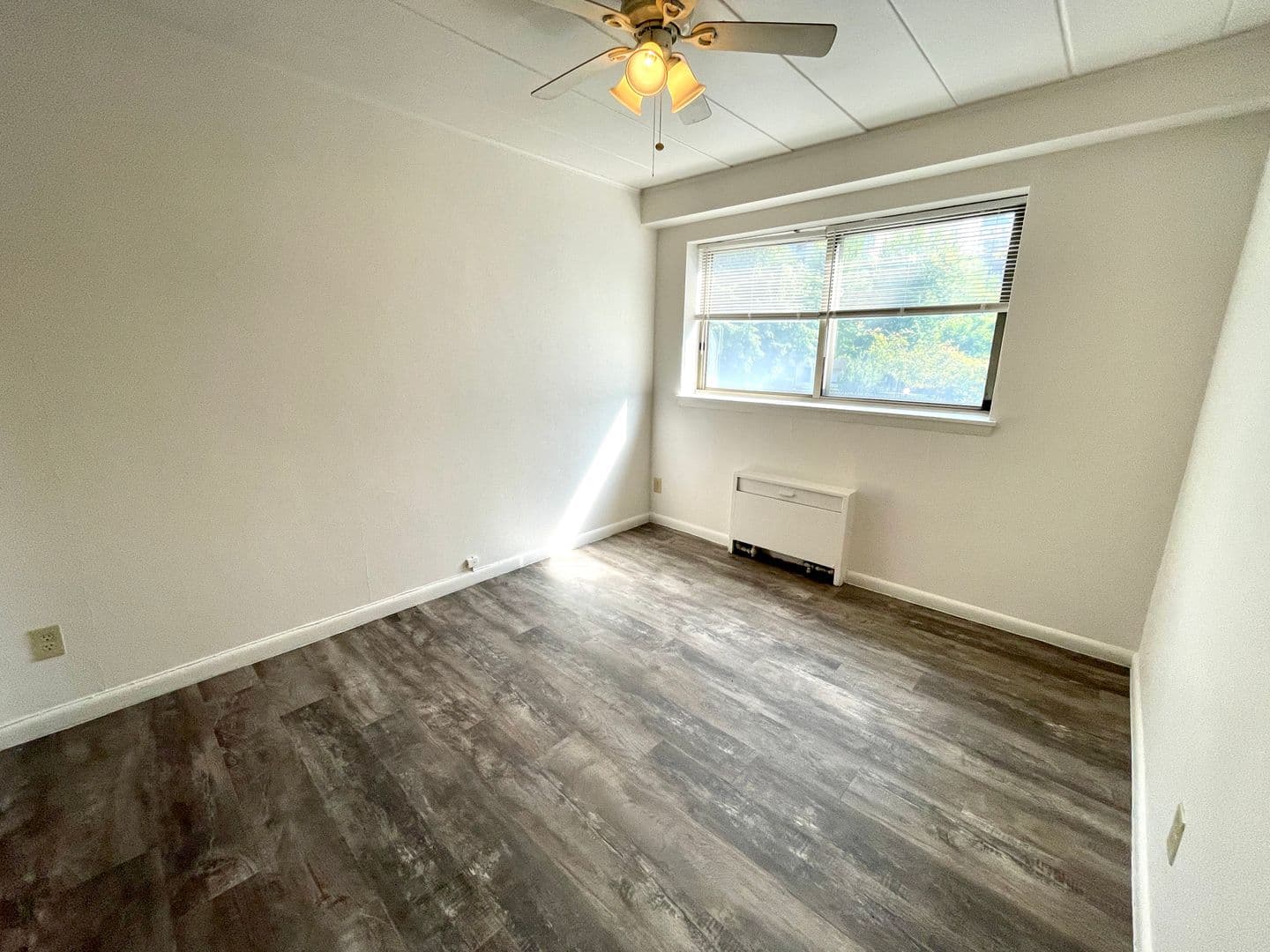 Milwaukee Apartment: 930 N Marshall St.